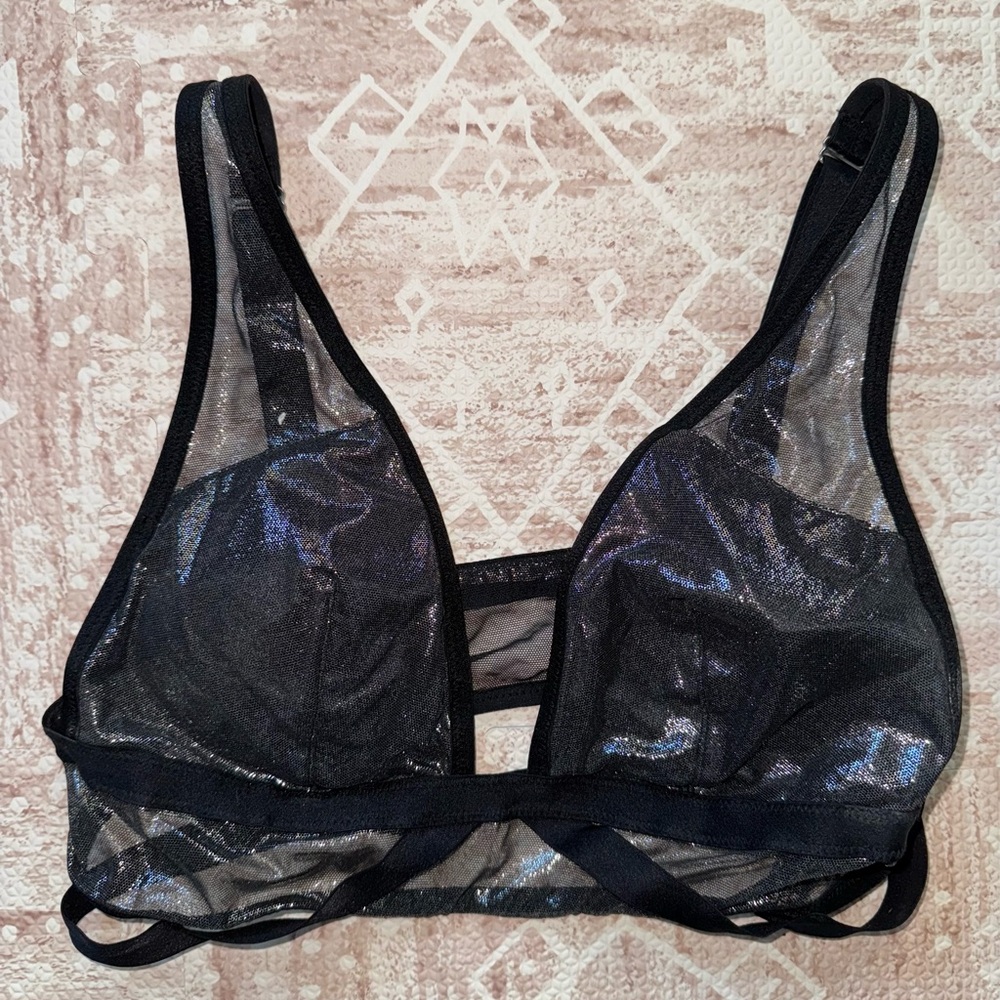Victorias Secret Shimmery Sports Bra